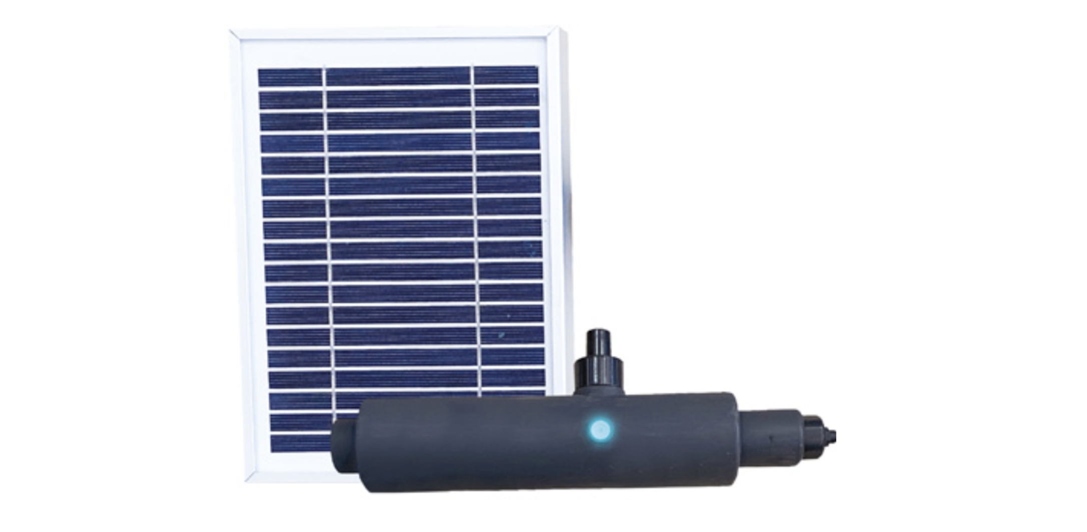 Photo of a solar panel and the solarclear UVC from pondxpert